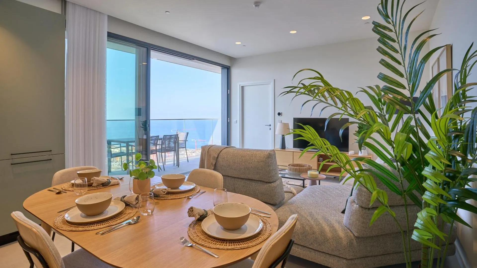 Enchanting One-Bedroom Apartment On 25Th Floor Сент Джулианс
