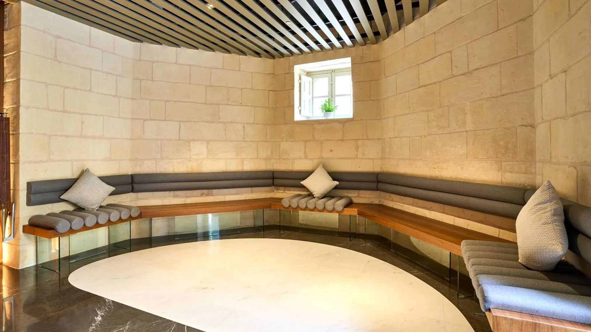 Enchanting One-Bedroom Apartment On 25Th Floor Сент Джулианс 0*,